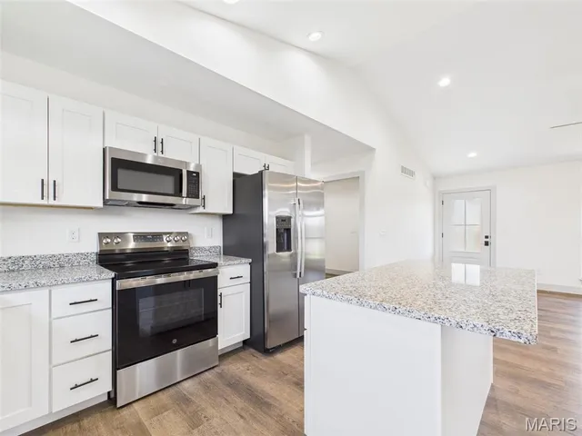 $354,900 | 176 Teton Pass, Waynesville, MO 65583