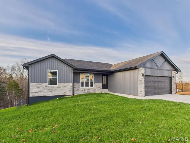 $354,900 | 176 Teton Pass, Waynesville, MO 65583