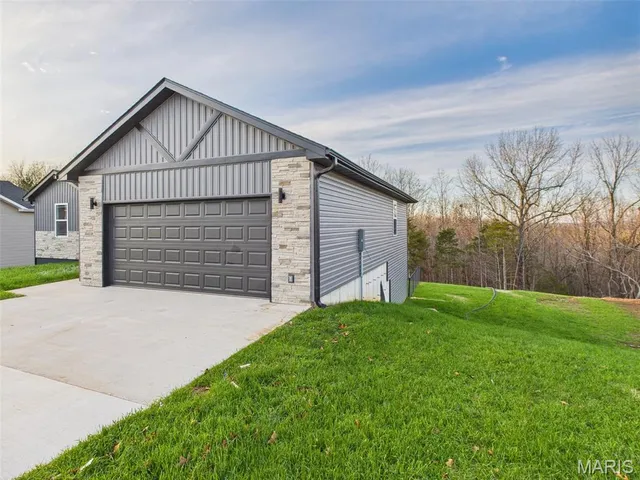 $354,900 | 176 Teton Pass, Waynesville, MO 65583