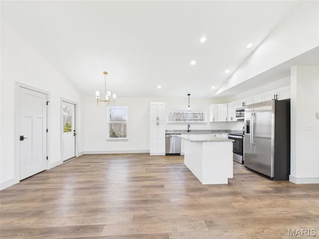 $354,900 | 176 Teton Pass, Waynesville, MO 65583