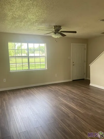 $1,000 | 40449 West Hernandez Drive, Unit 4, Prairieville, LA 70769