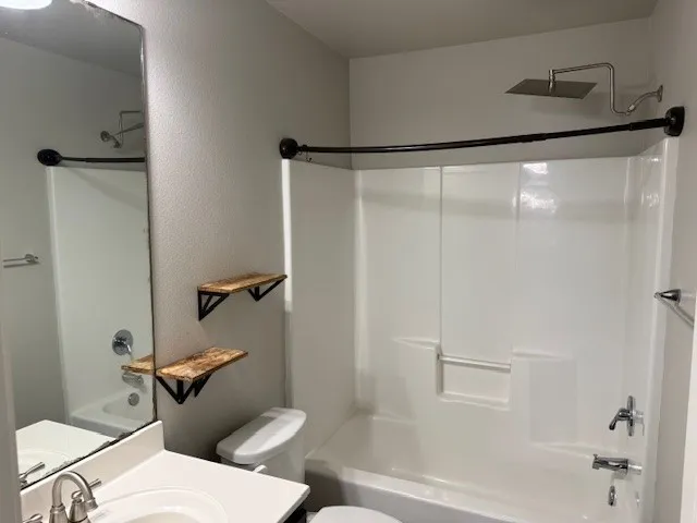 $2,000 | 7315 Russ Lane, Corpus Christi, TX 78414