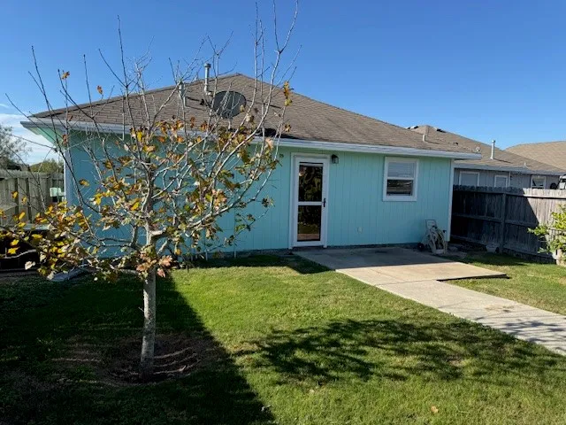 $2,000 | 7315 Russ Lane, Corpus Christi, TX 78414