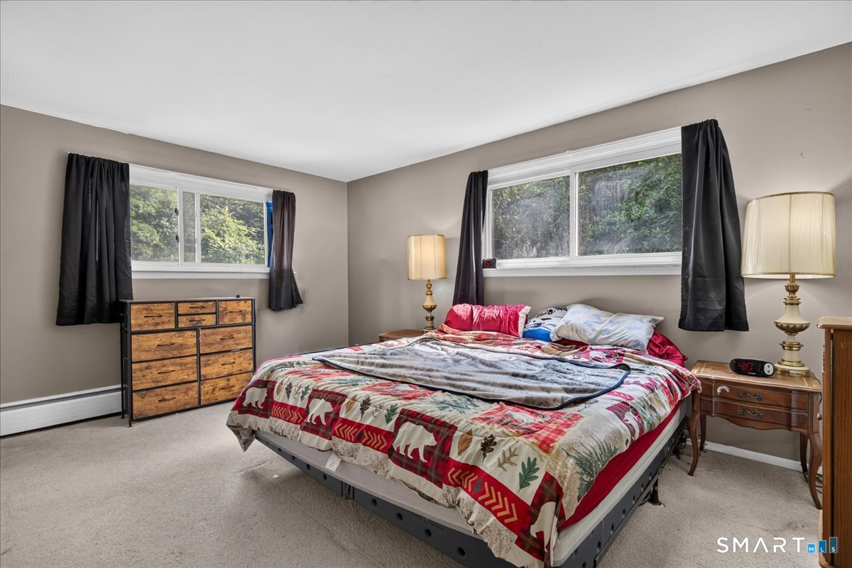 6 Paugussett Road Newtown, CT 06482 - Photo 23 of 40 Gallery Image 23
