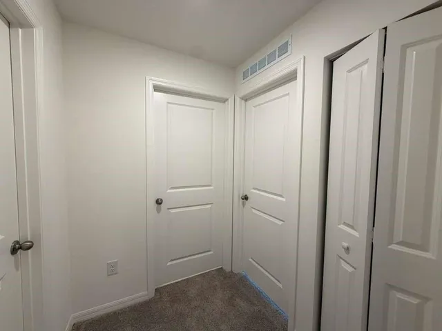 $2,000 | 7785 104th Court, Vero Beach, FL 32967