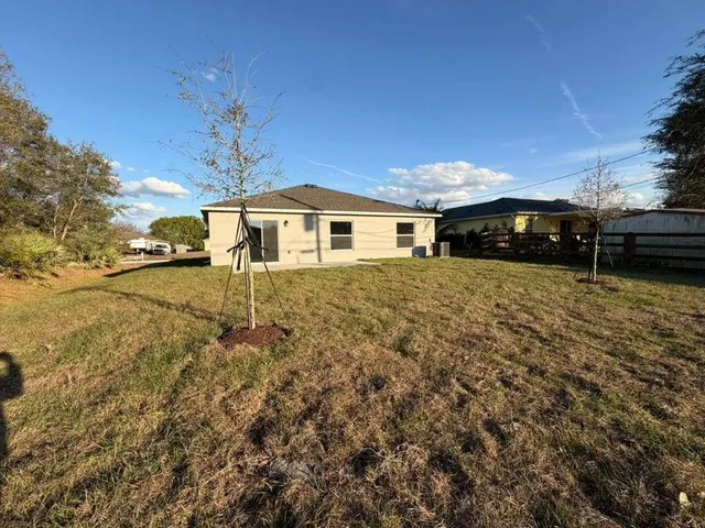 $2,000 | 7785 104th Court, Vero Beach, FL 32967