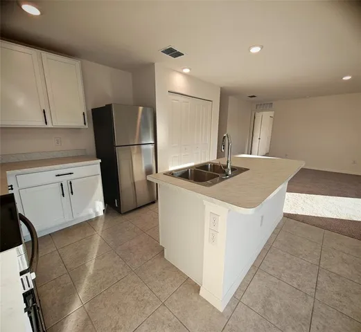 $2,000 | 7785 104th Court, Vero Beach, FL 32967