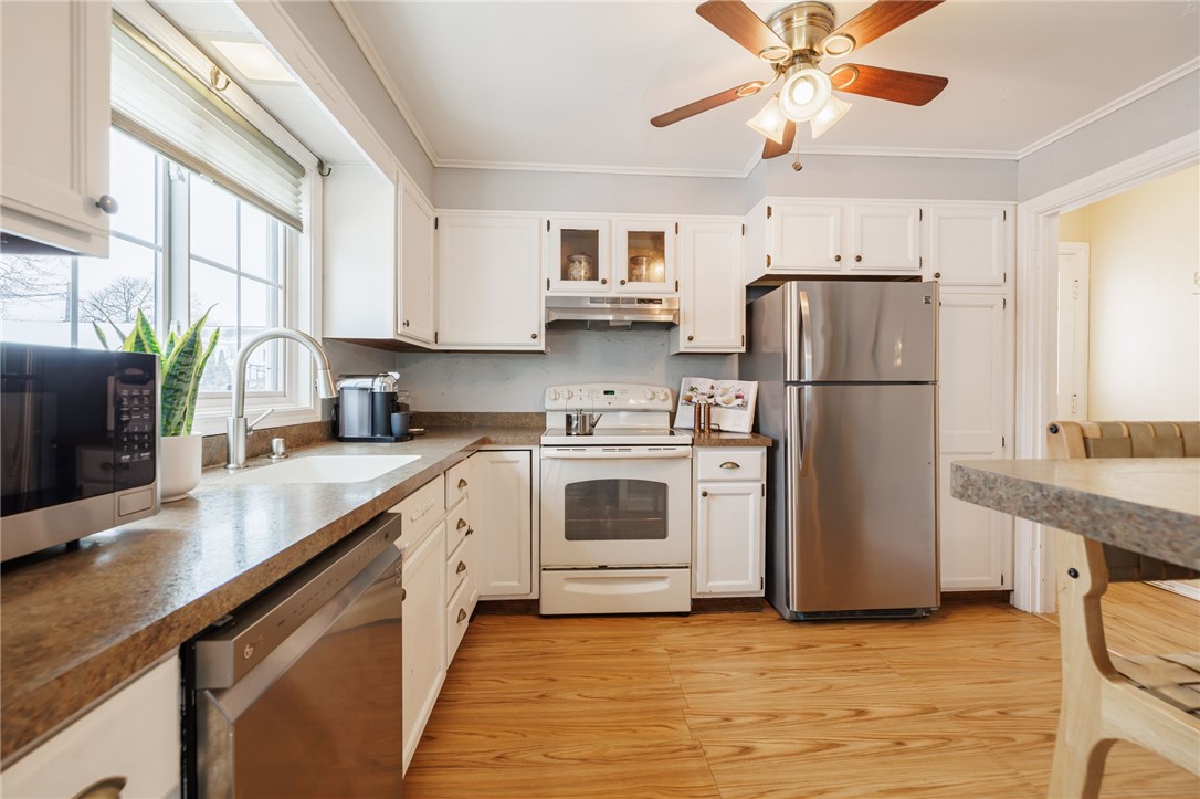 112 Curtice Road Irondequoit, NY 14617 - Photo 12 of 23