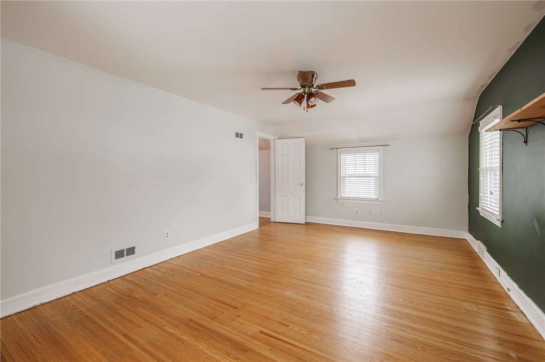 112 Curtice Road Irondequoit, NY 14617 - Photo 17 of 23