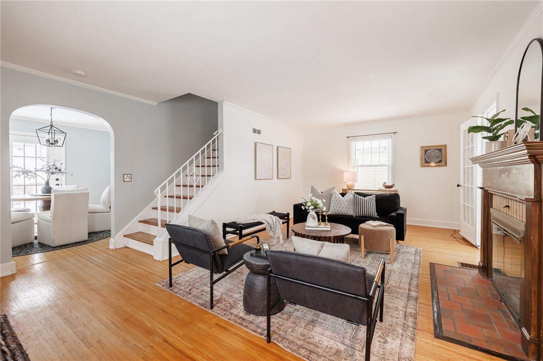 112 Curtice Road Irondequoit, NY 14617 - Photo 8 of 23