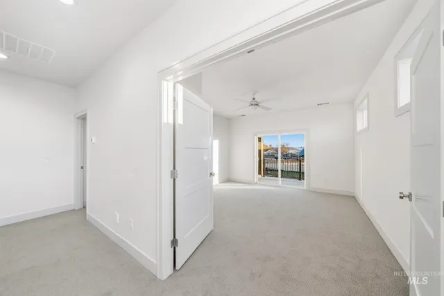 $769,900 | 5287 N River, Garden City, ID 83714