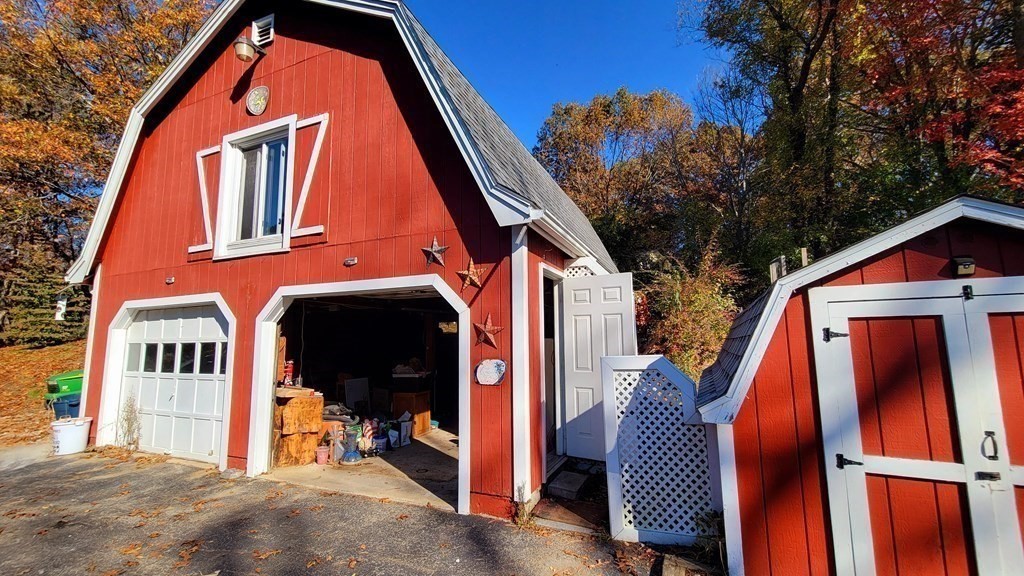 11 North Martin Road Amesbury, MA 01913 - Photo 19 of 28