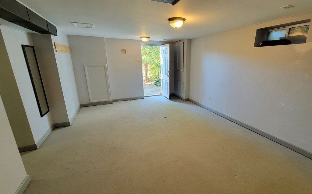 11 North Martin Road Amesbury, MA 01913 - Photo 23 of 28 a view of an empty room