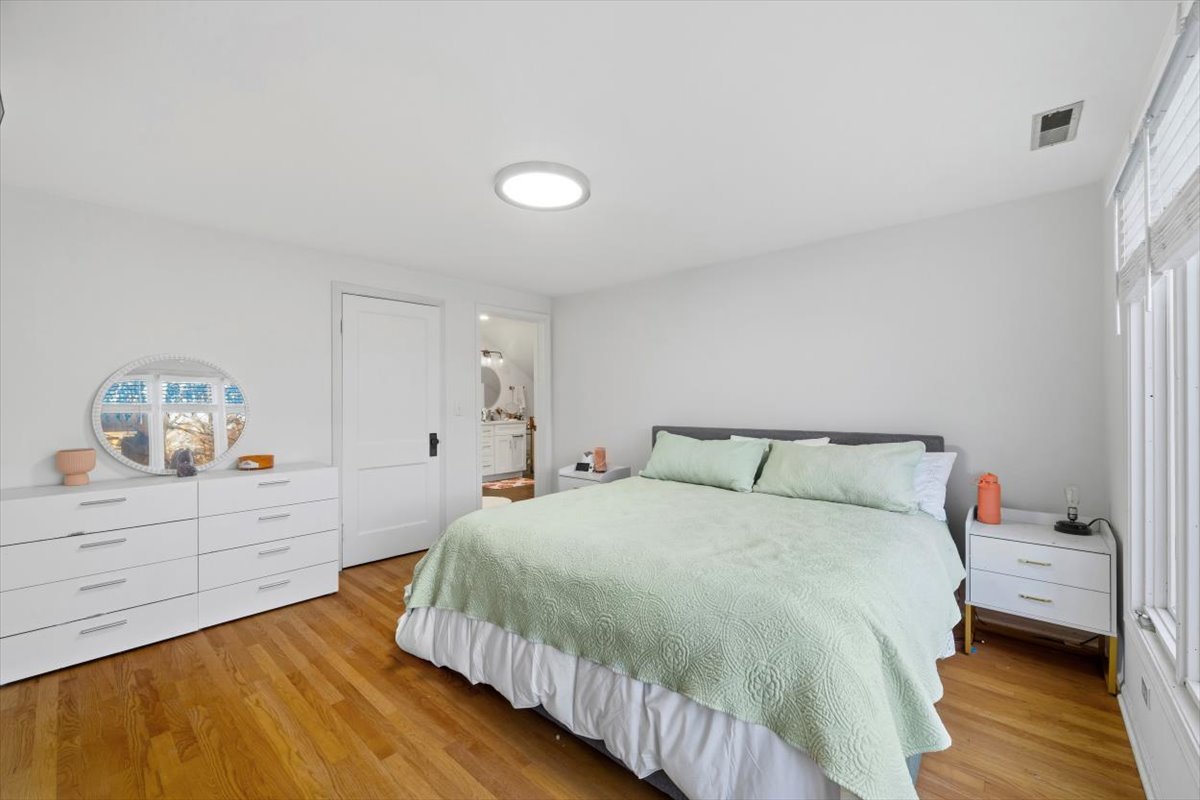 320 Noble Avenue Lake Forest, IL 60045 - Photo 16 of 33