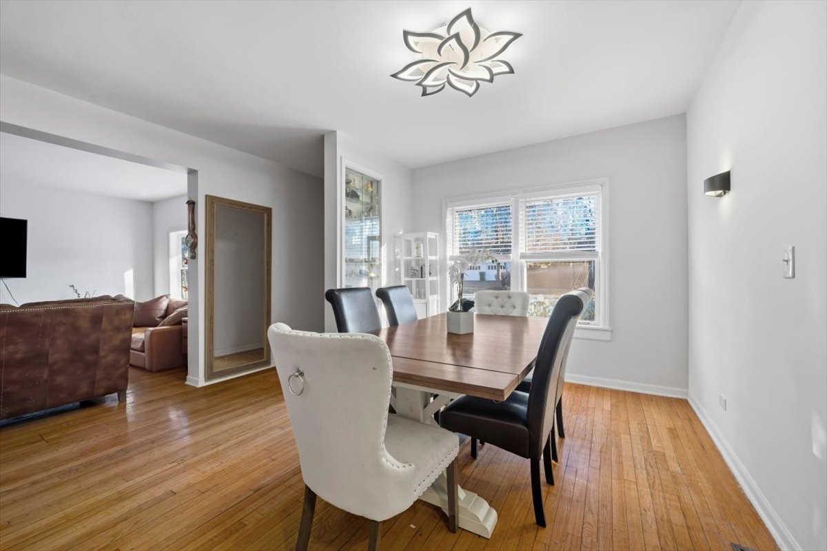 320 Noble Avenue Lake Forest, IL 60045 - Photo 6 of 33