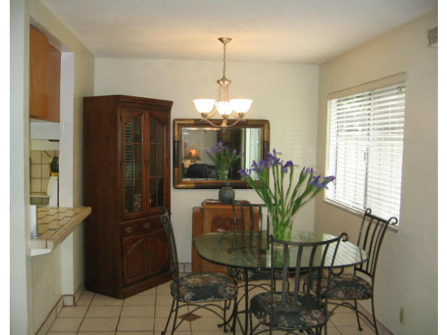 114 East Middlefield Road, Unit A Mountain View, CA 94043 - Photo 6 of 11 Gallery Image 6