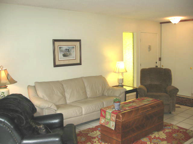 114 East Middlefield Road, Unit A Mountain View, CA 94043 - Photo 9 of 11 Gallery Image 9
