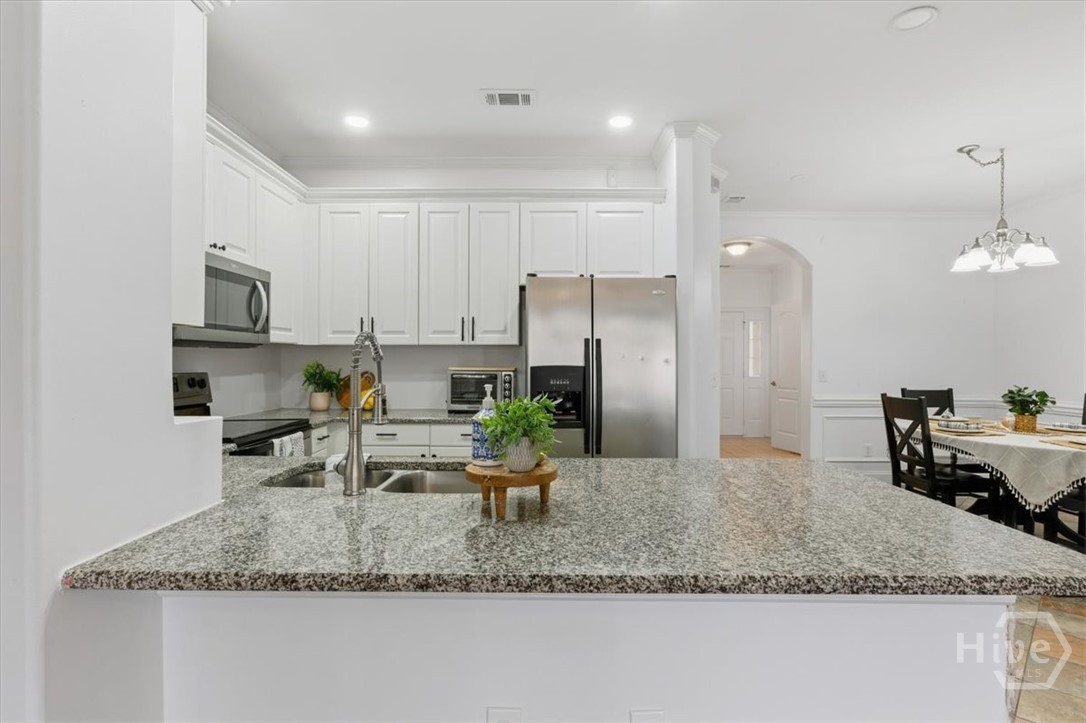 205 Durham Park Way Pooler, GA 31322 - Photo 8 of 51 Kitchen