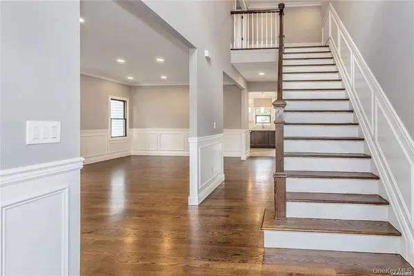 $1,429,999 | 21 Cypress Avenue, Bethpage, NY 11714