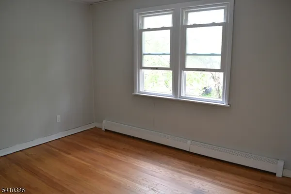 $2,200 | 388 Rutherford Avenue, Franklin, NJ 07416