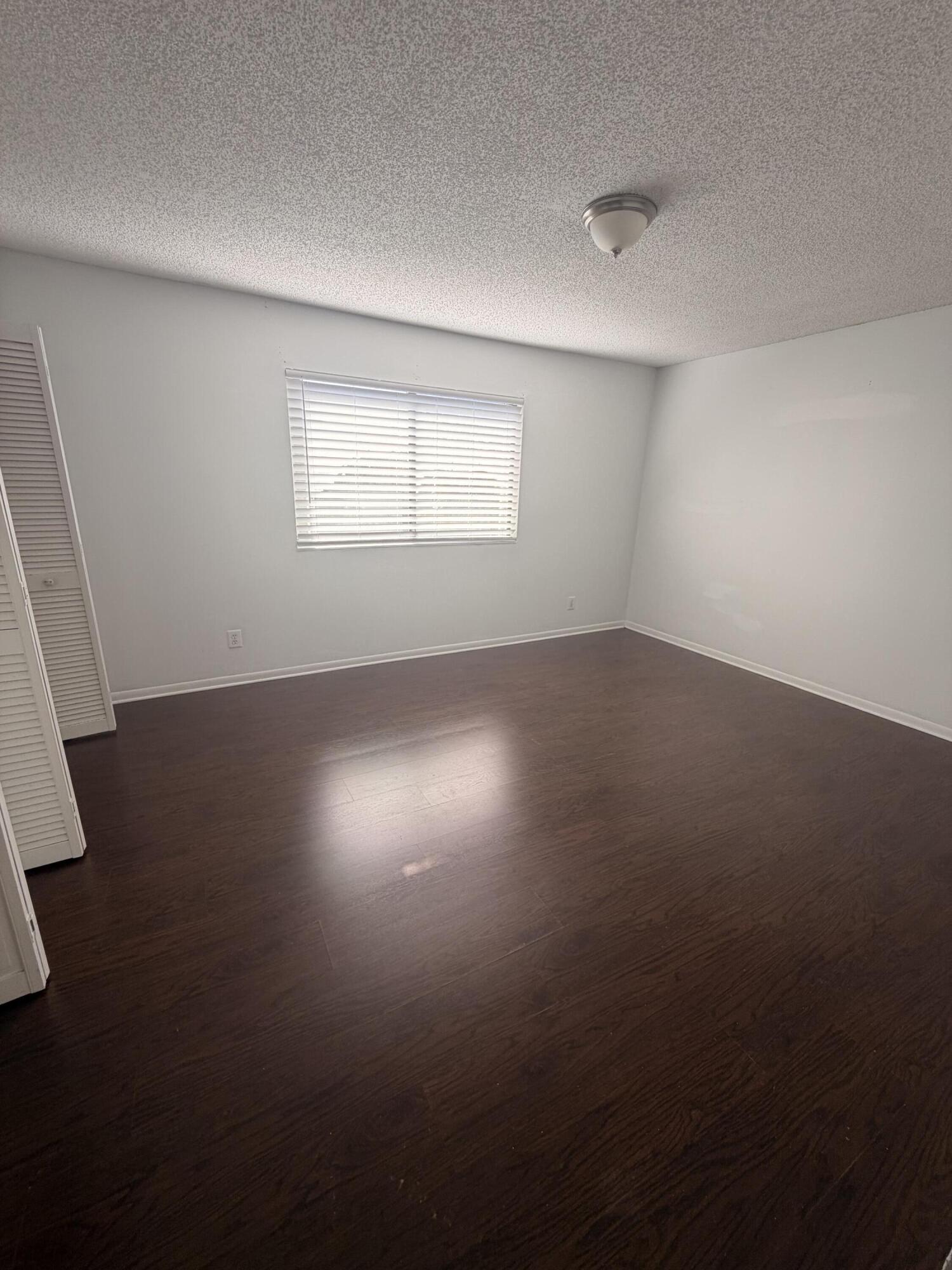 3604 Inlet Circle Greenacres, FL 33463 - Photo 8 of 16 IMG_1130 (1)