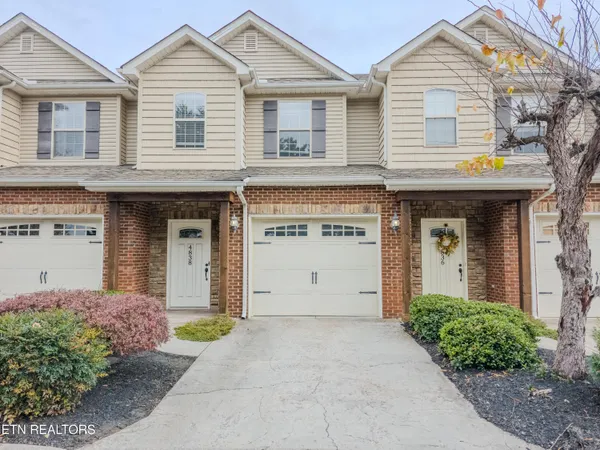 $275,000 | 4838 Fountain View Way, Knoxville, TN 37918
