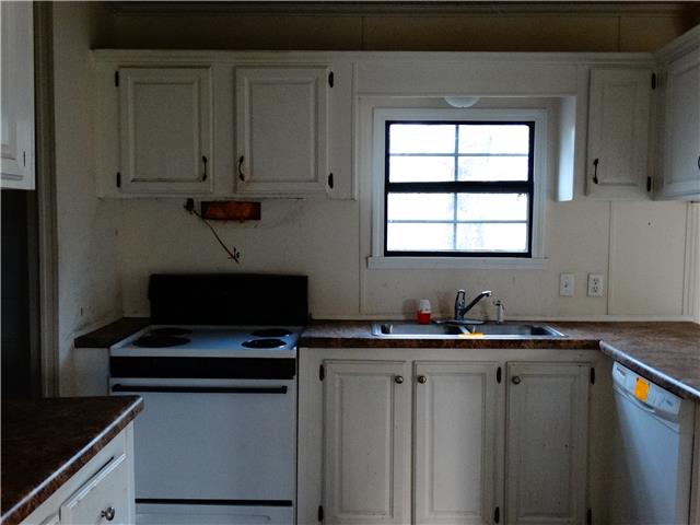 1061 Claylick Road White Bluff, TN 37187 - Photo 7 of 11 Gallery Image 7