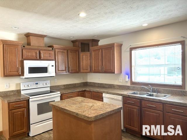 2800 Vía Rosso, Unit 603 Springfield, IL 62703 - Photo 24 of 44 Gallery Image 24