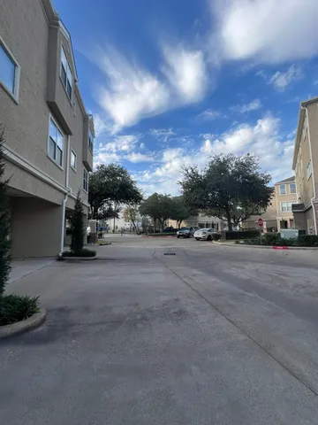 $2,400 | 12707 Boheme Drive, Unit 1101, Houston, TX 77024