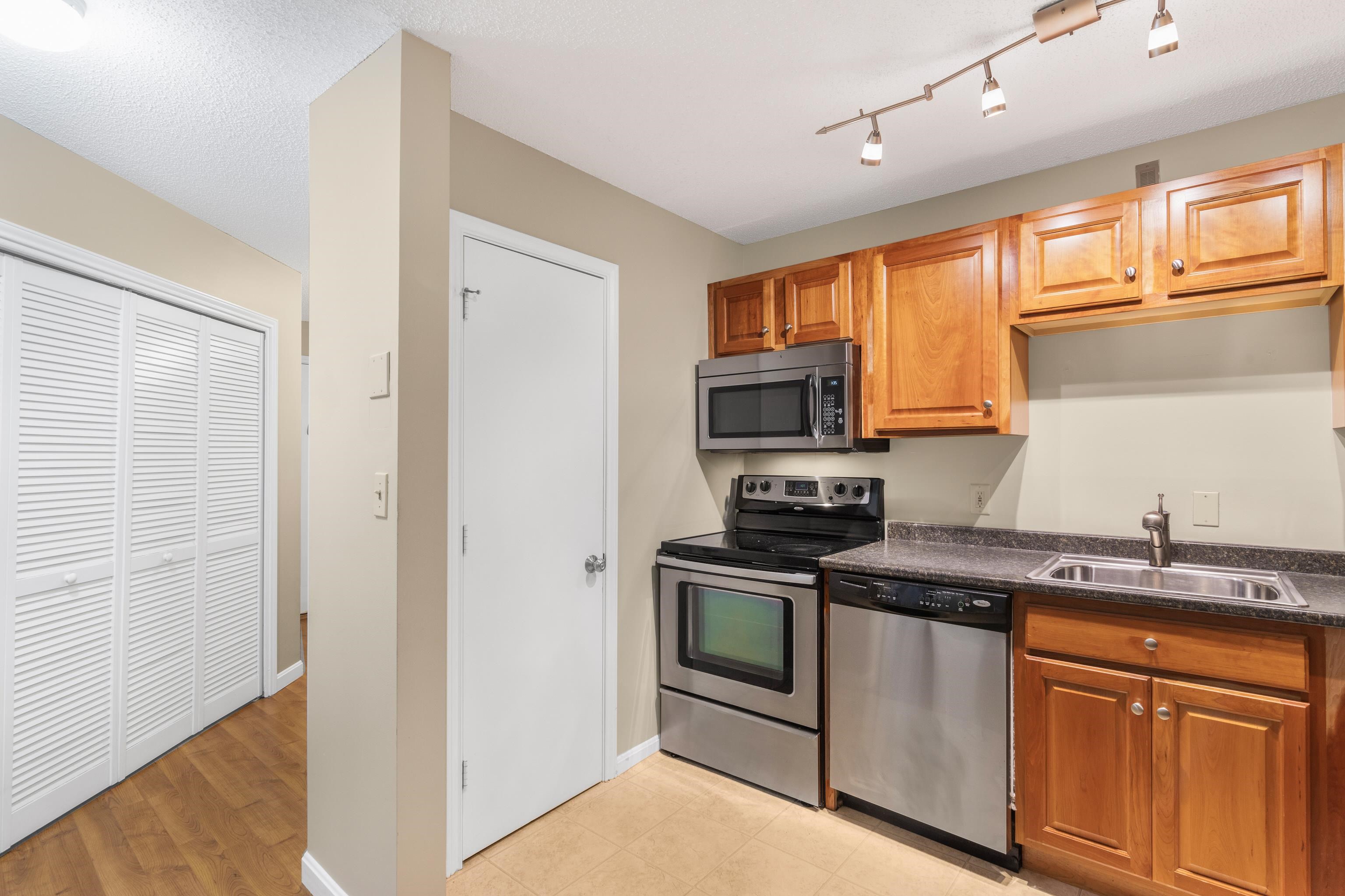 120 Fisherville Road, Unit 122 Concord, NH 03303 - Photo 33 of 37