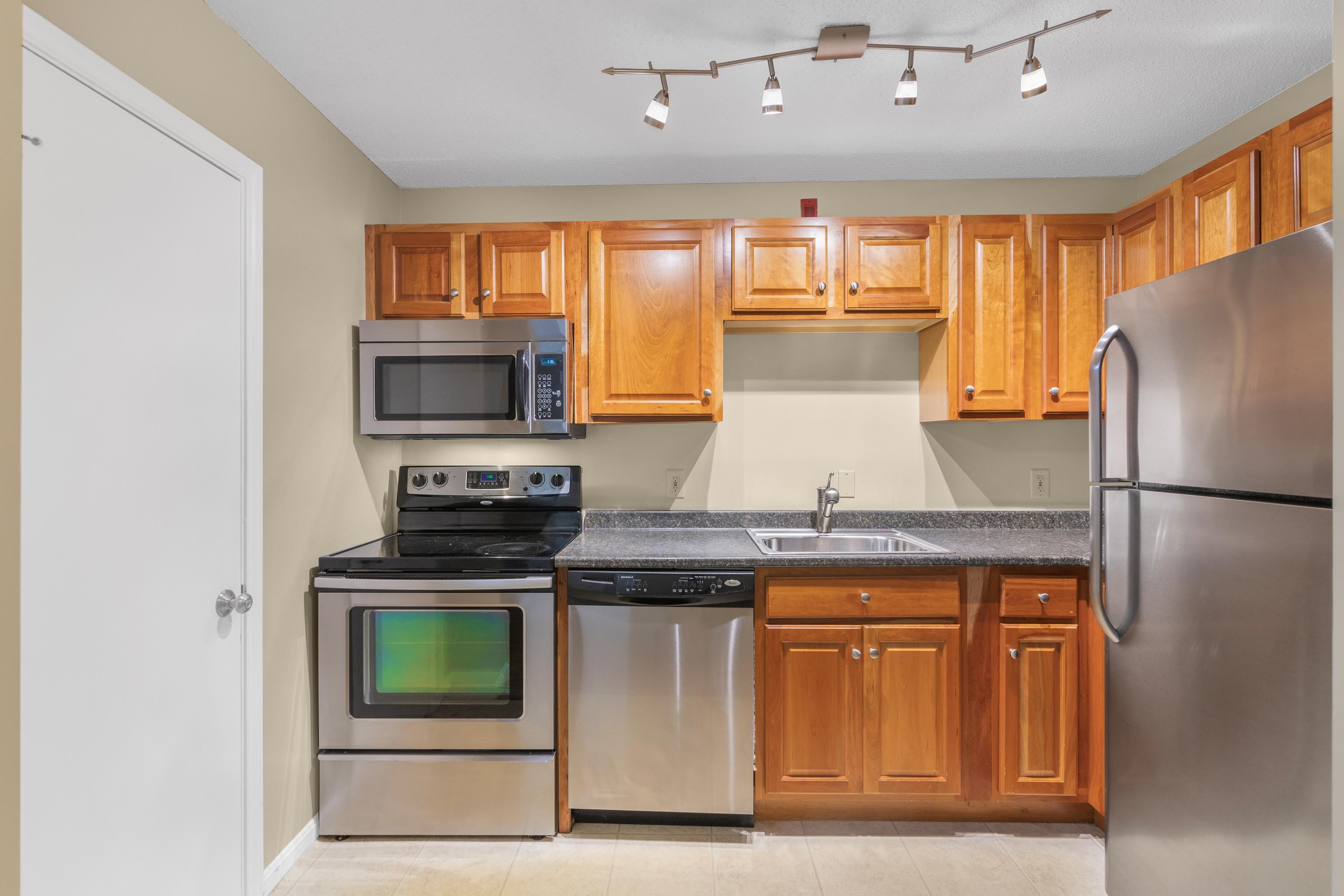 120 Fisherville Road, Unit 122 Concord, NH 03303 - Photo 34 of 37