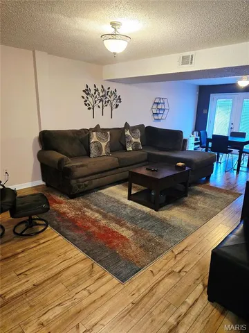 $175,000 | 10340 Corbeil Drive, St. Louis, MO 63146