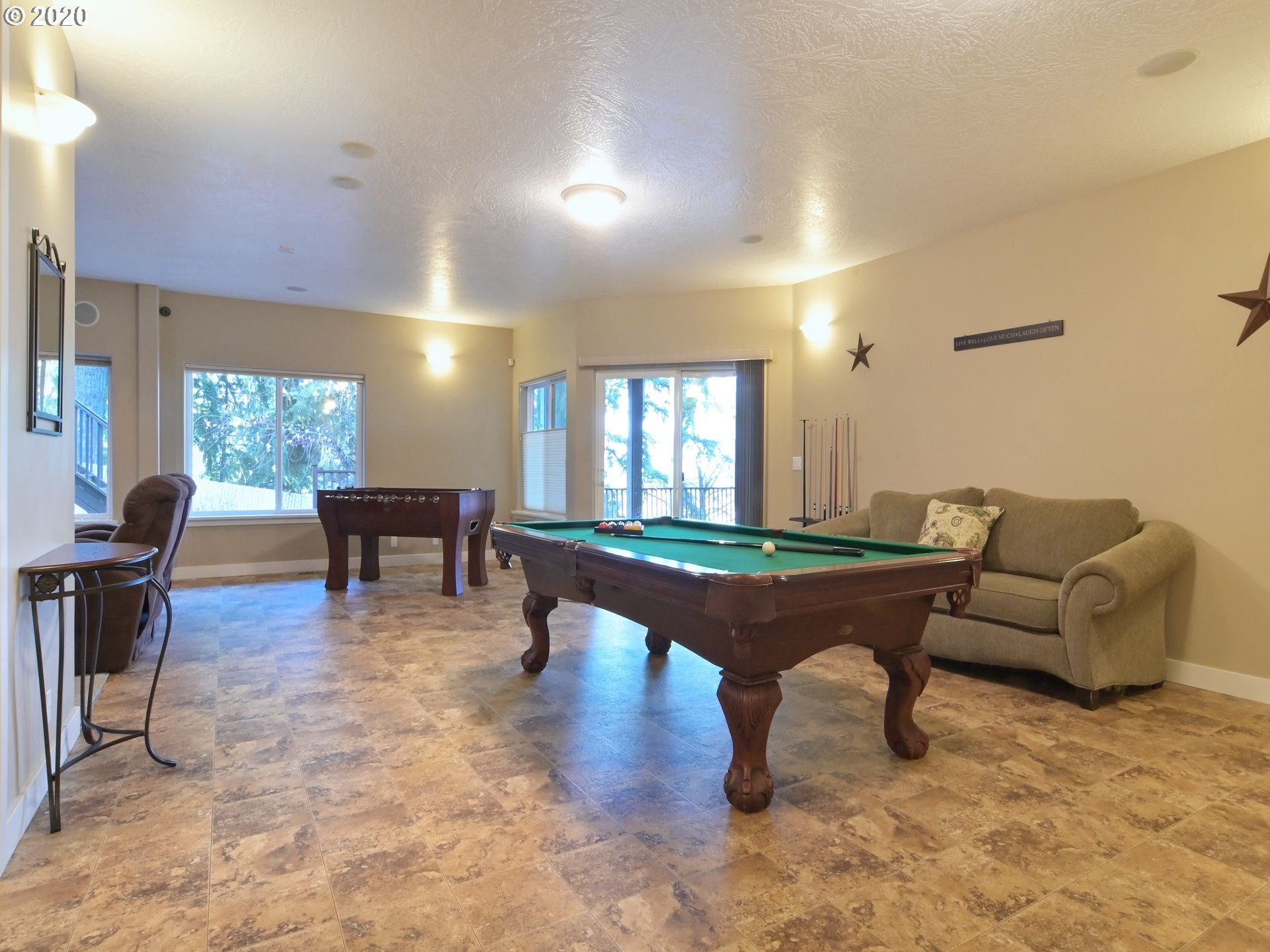 560 South 72nd Street Springfield, OR 97478 - Photo 20 of 32