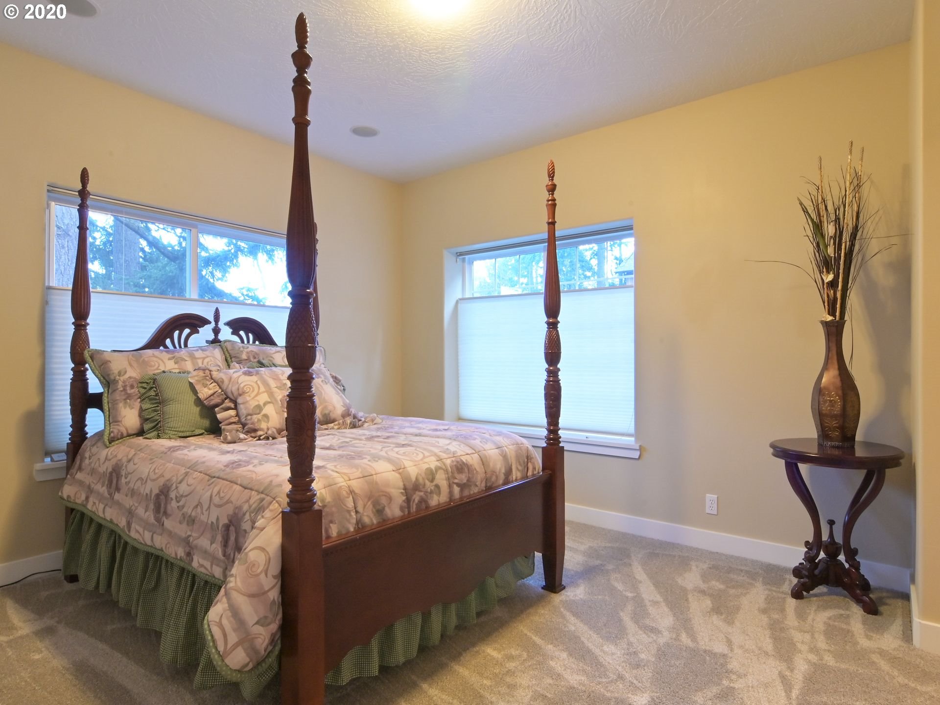 560 South 72nd Street Springfield, OR 97478 - Photo 25 of 32