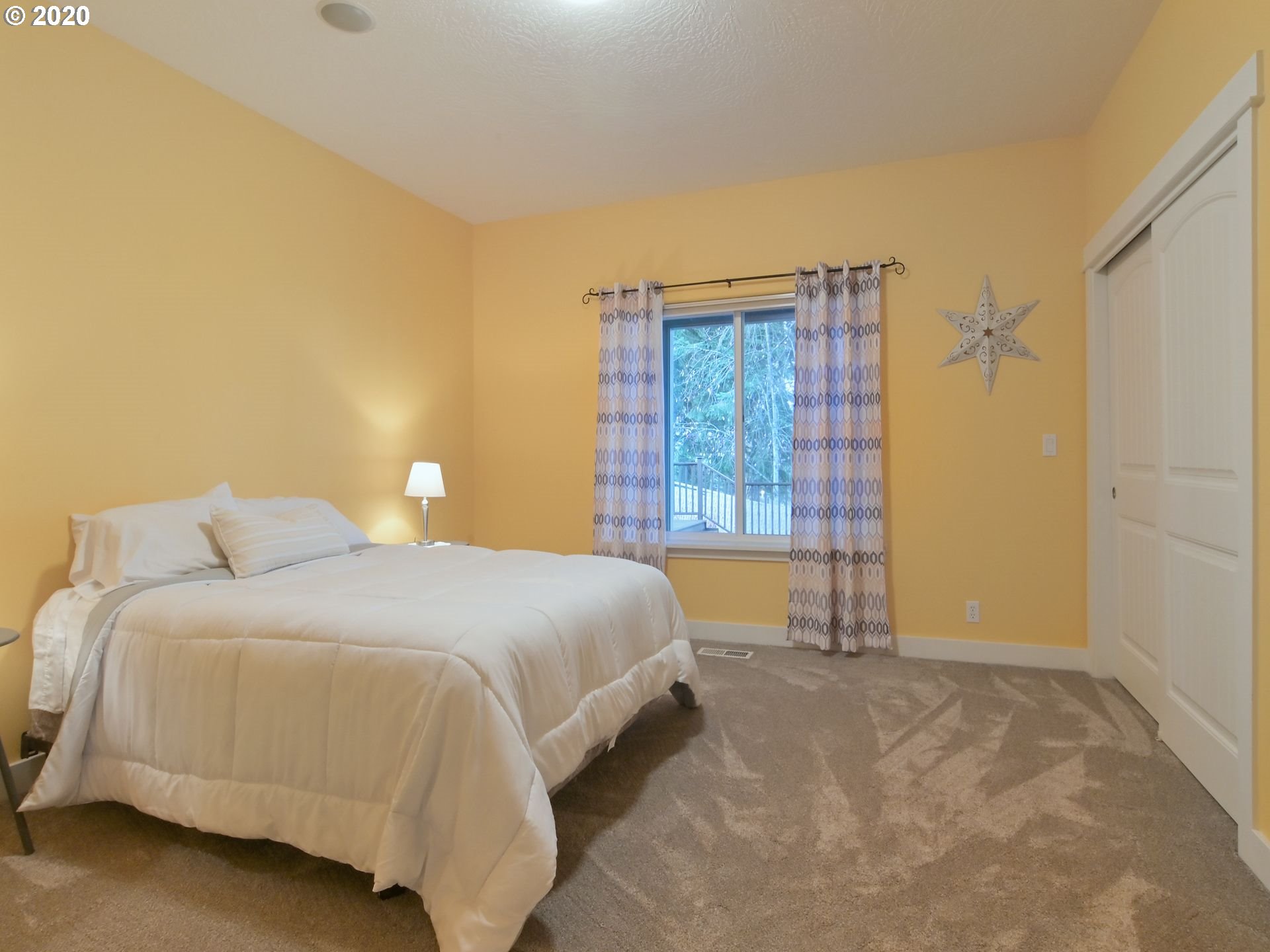 560 South 72nd Street Springfield, OR 97478 - Photo 26 of 32