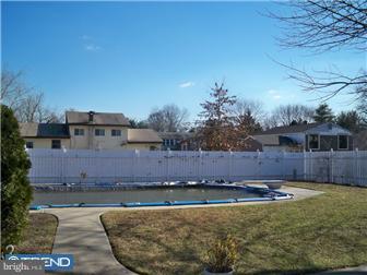 752 Sterling Road Woodbury, NJ 08096 - Photo 9 of 12