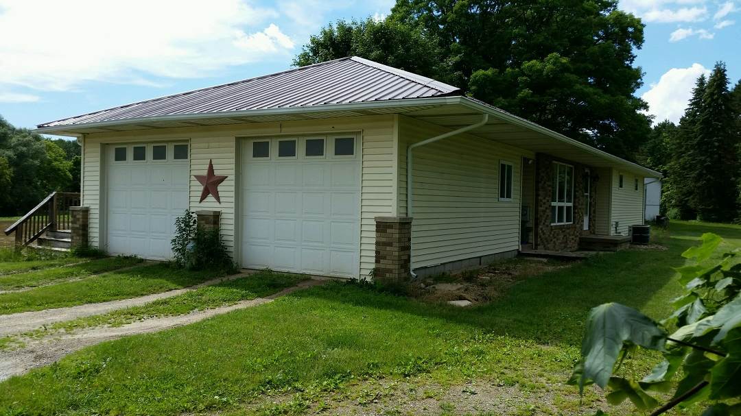 7360 South Vroman Road Shepherd, MI 48883 - Photo 1 of 26 1828837.JPG