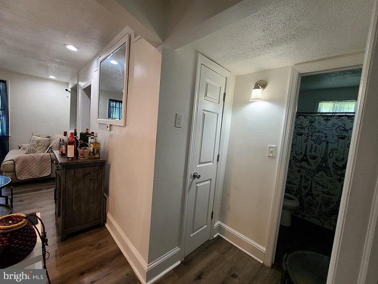 196 Cook Avenue Salem, NJ 08079 - Photo 10 of 31 Hallway