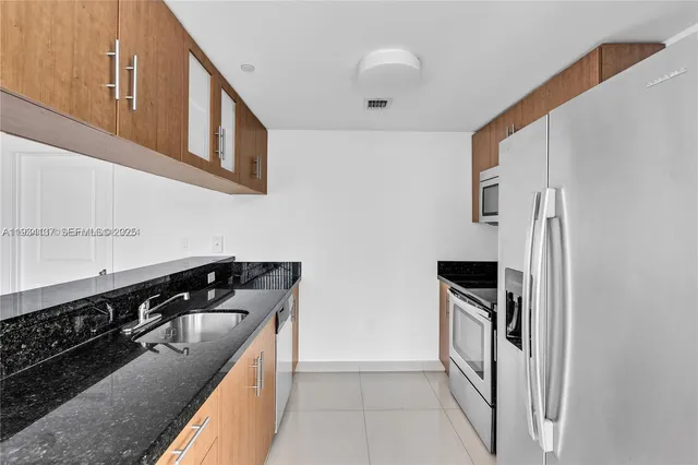 $4,100 | 601 Northeast 23rd Street, Unit 1106, Miami, FL 33137