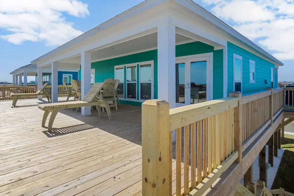 $489,700 | 1297 1/2 Mabry, Port Bolivar, TX 77650