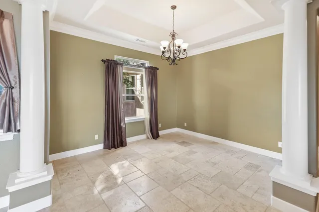 $735,000 | 1513 Brinn Drive, Redding, CA 96001