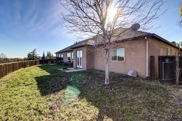 $735,000 | 1513 Brinn Drive, Redding, CA 96001