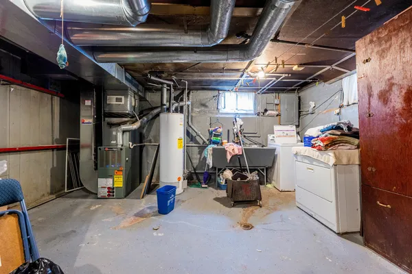 $275,000 | 5255 South Menard Avenue, Chicago, IL 60638