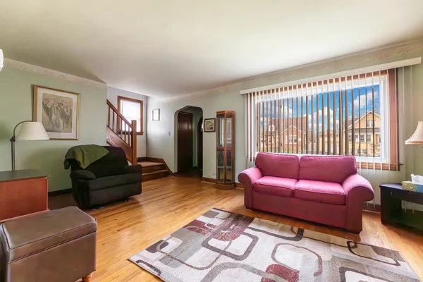 $275,000 | 5255 South Menard Avenue, Chicago, IL 60638
