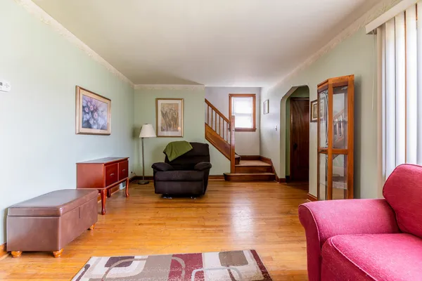 $275,000 | 5255 South Menard Avenue, Chicago, IL 60638
