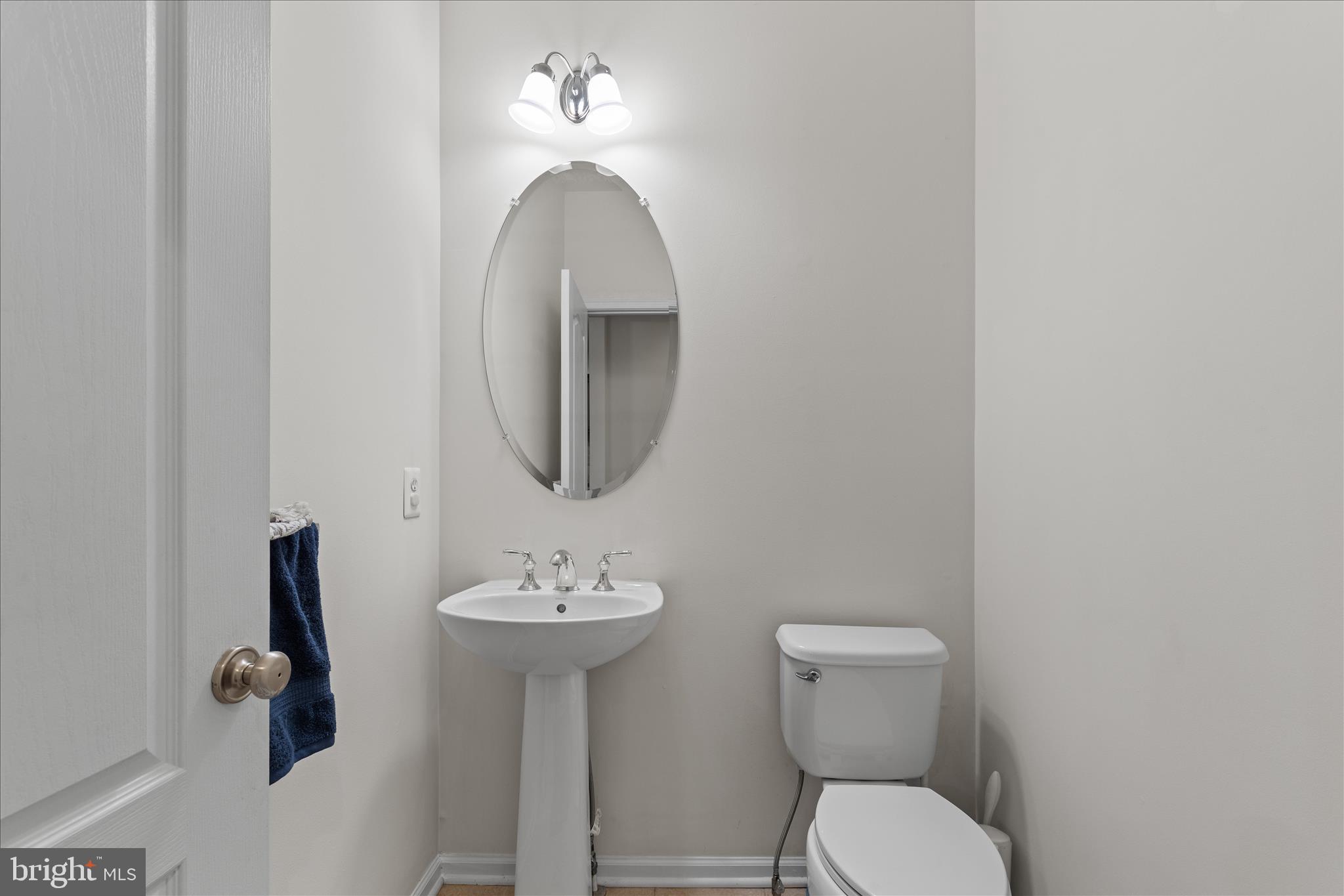 4025 Ranch Road Upper Marlboro, MD 20772 - Photo 13 of 50 Half Bath on Main Level