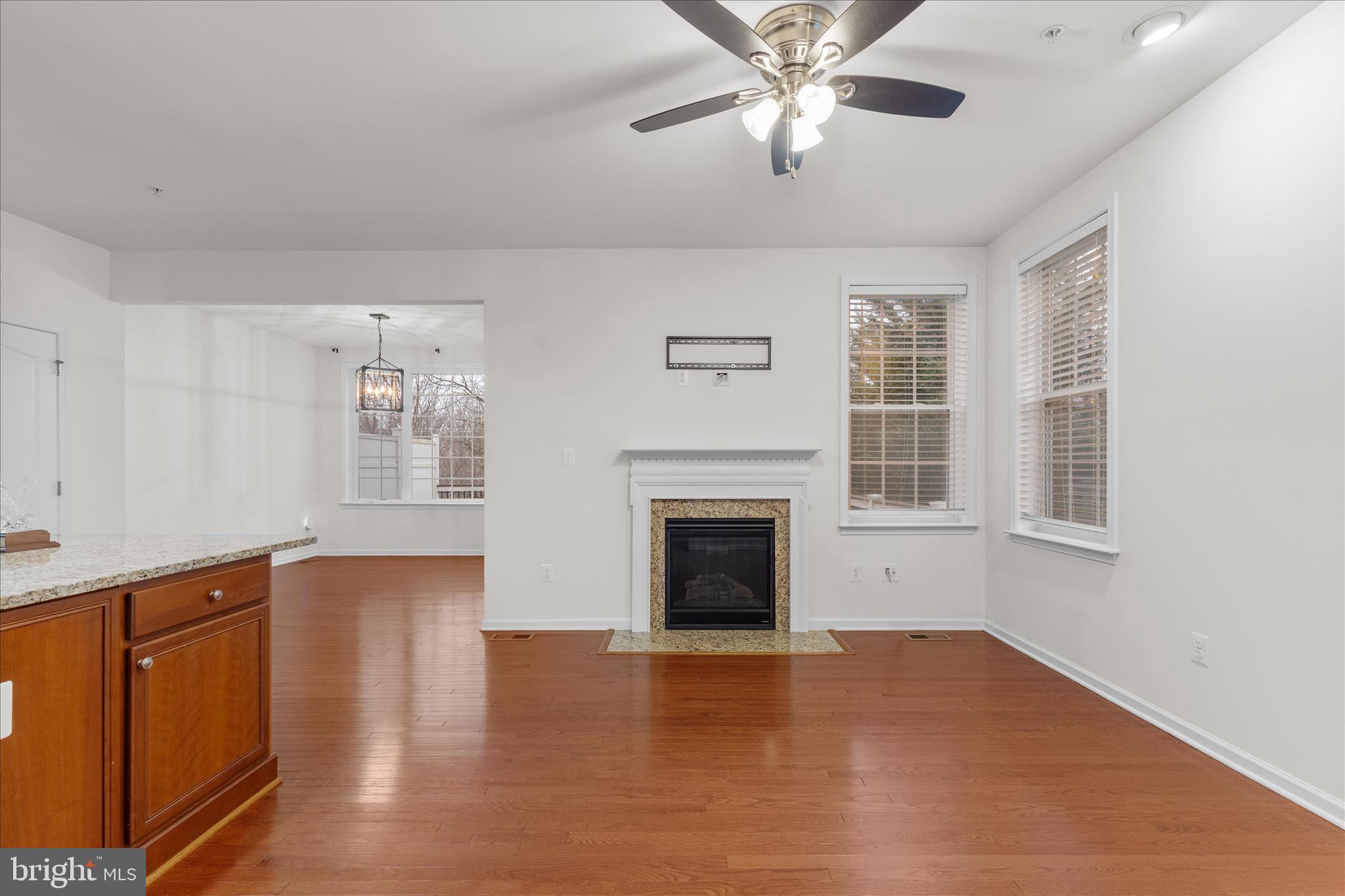 4025 Ranch Road Upper Marlboro, MD 20772 - Photo 14 of 50 Family Room off Kitchen