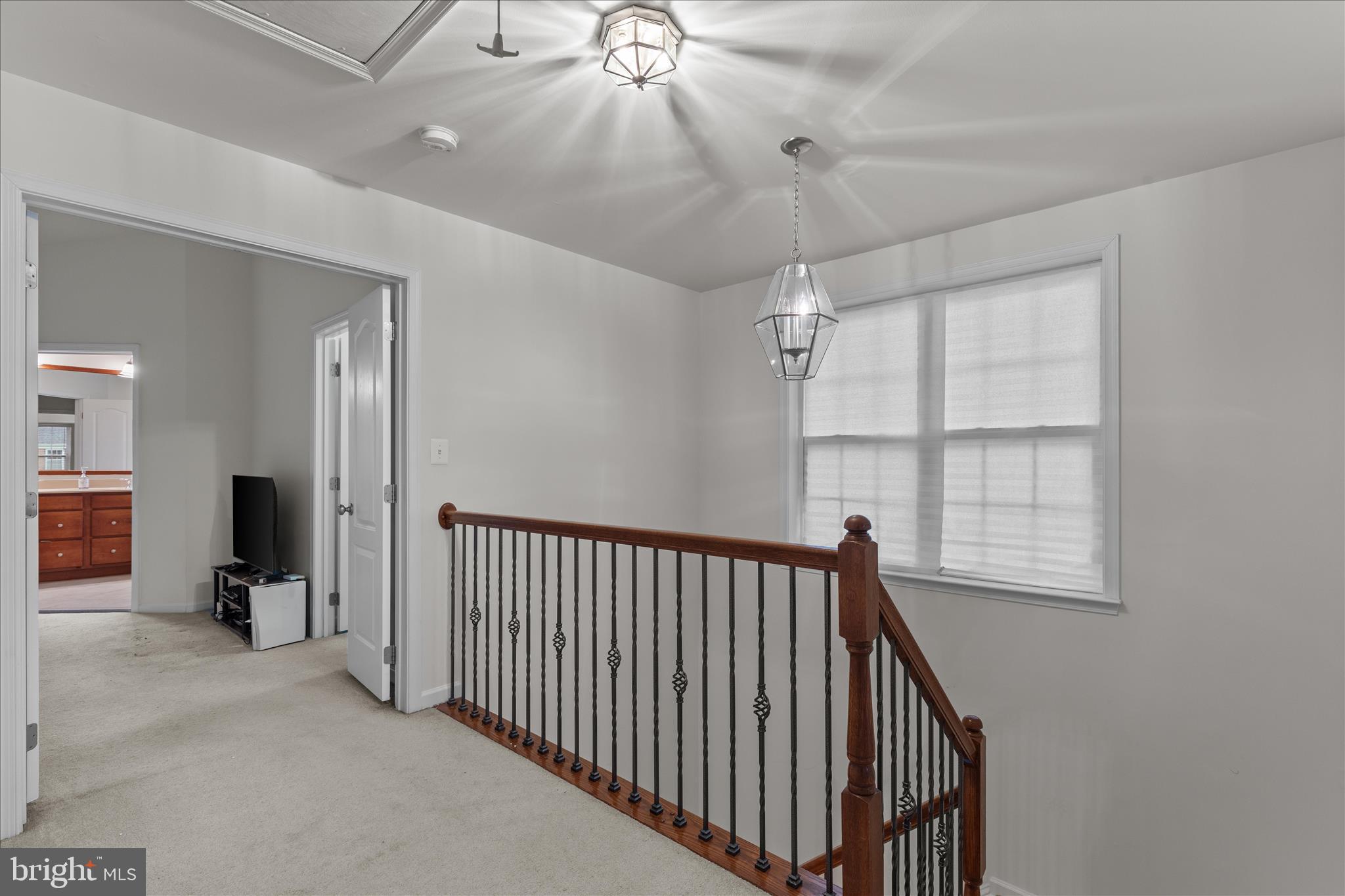 4025 Ranch Road Upper Marlboro, MD 20772 - Photo 28 of 50 Upstairs hallway