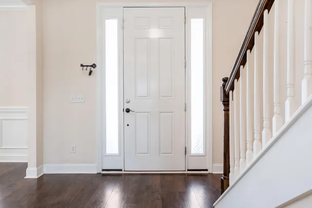 $465,000 | 105 Grimsby Road, Savannah, GA 31407