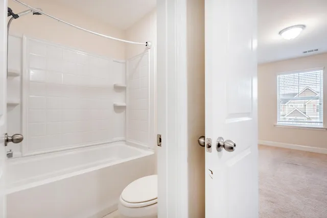 $465,000 | 105 Grimsby Road, Savannah, GA 31407